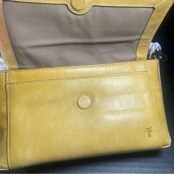 FRYE REED FLAP LEATHER CROSSBODY $228 YELLOW GREAT EASTER GIFT PRICE FIRM! - Picture 6 of 15